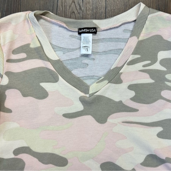 Hemish U.S.A Don't Hide Now Camo Print Tee SZ MED - Picture 3 of 6